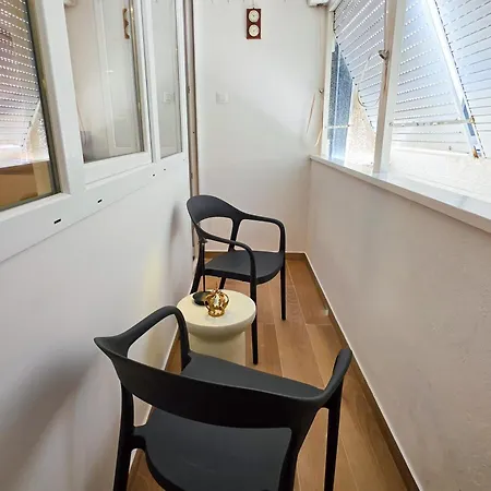 Atrio Silente - Two Connected One Bedroom - Sleeps 4 - 800 M From Old Town *