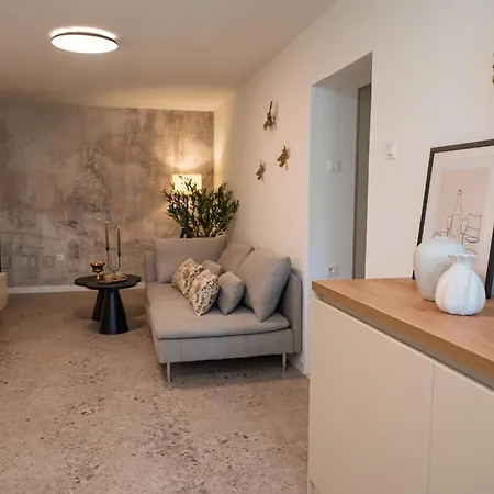 Atrio Silente - Two Connected One Bedroom - Sleeps 4 - 800 M From Old Town Split