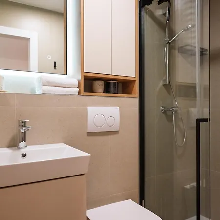 Atrio Silente - Two Connected One Bedroom - Sleeps 4 - 800 M From Old Town
