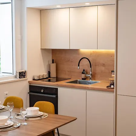 Atrio Silente - Two Connected One Bedroom - Sleeps 4 - 800 M From Old Town