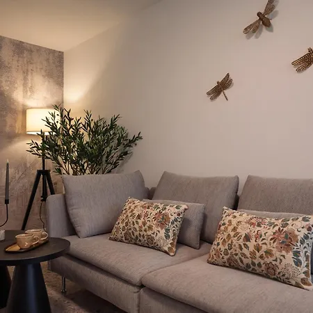 Atrio Silente - Two Connected One Bedroom - Sleeps 4 - 800 M From Old Town